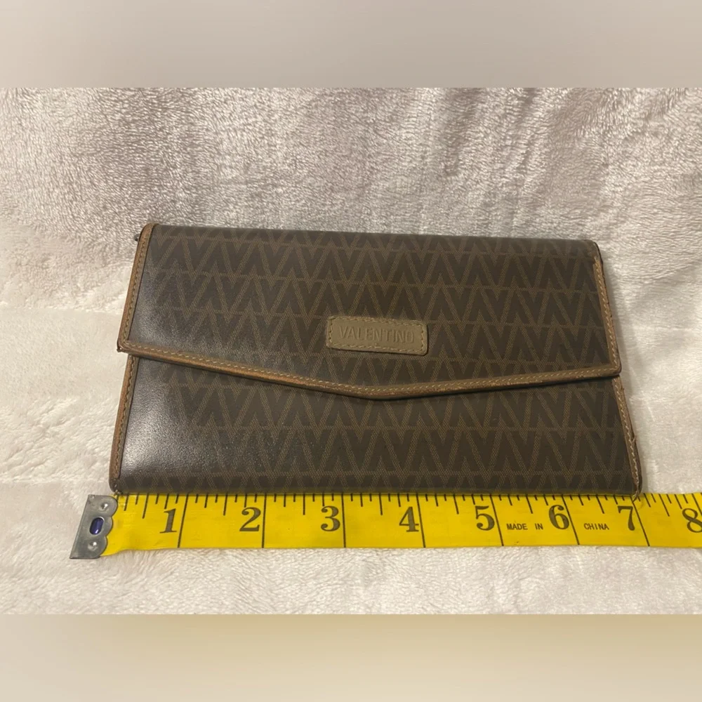 Mario Valentino Vintage Wallet - Picture 3 of 6